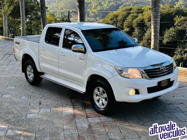 Hilux CD SRV 2.7 Automtica