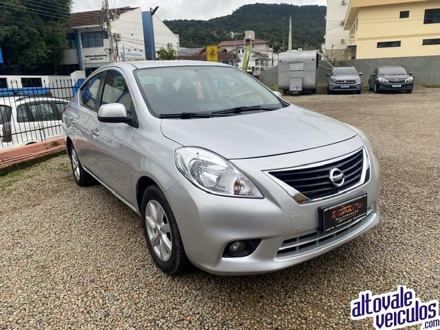 Versa SL 1.6