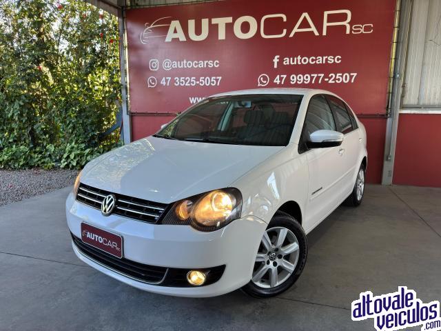 Polo Sedan Comfortline 1.6 I-Motion