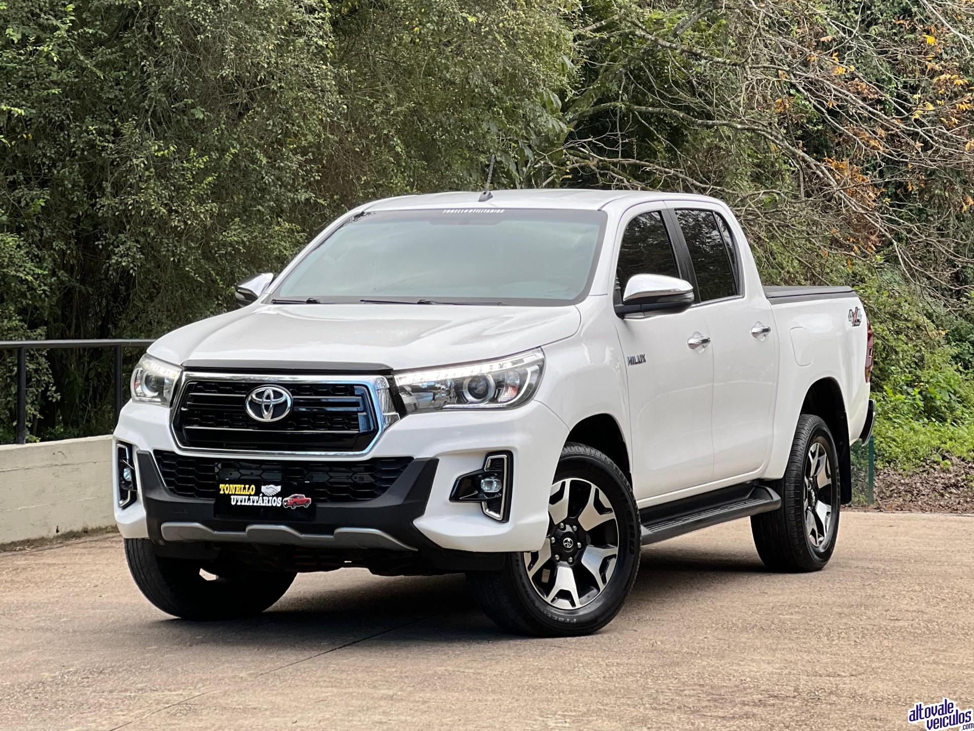 Hilux CD SRX 4x4 2.8 TDI 16V Diesel Aut.