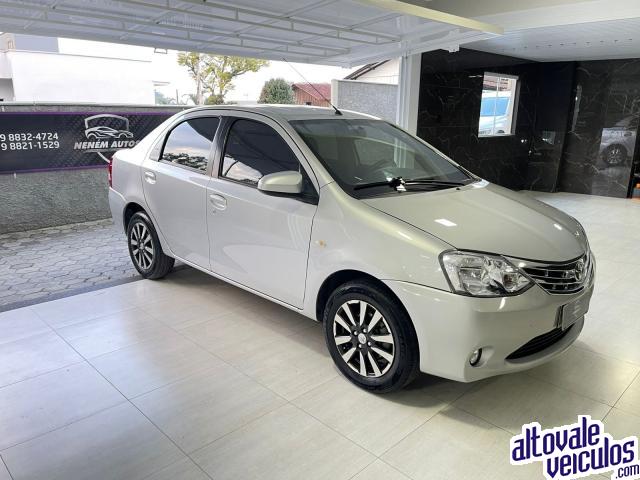 Etios Sedan Platinum 1.5