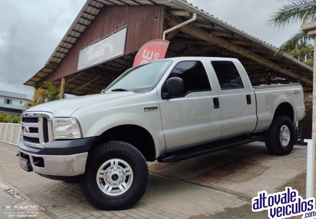 F-250 XLT 4x4 Cabine Dupla