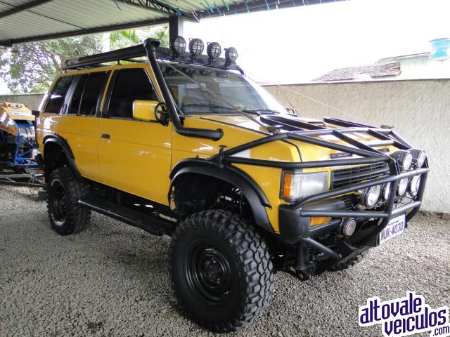 Jeep Nissan 4x4